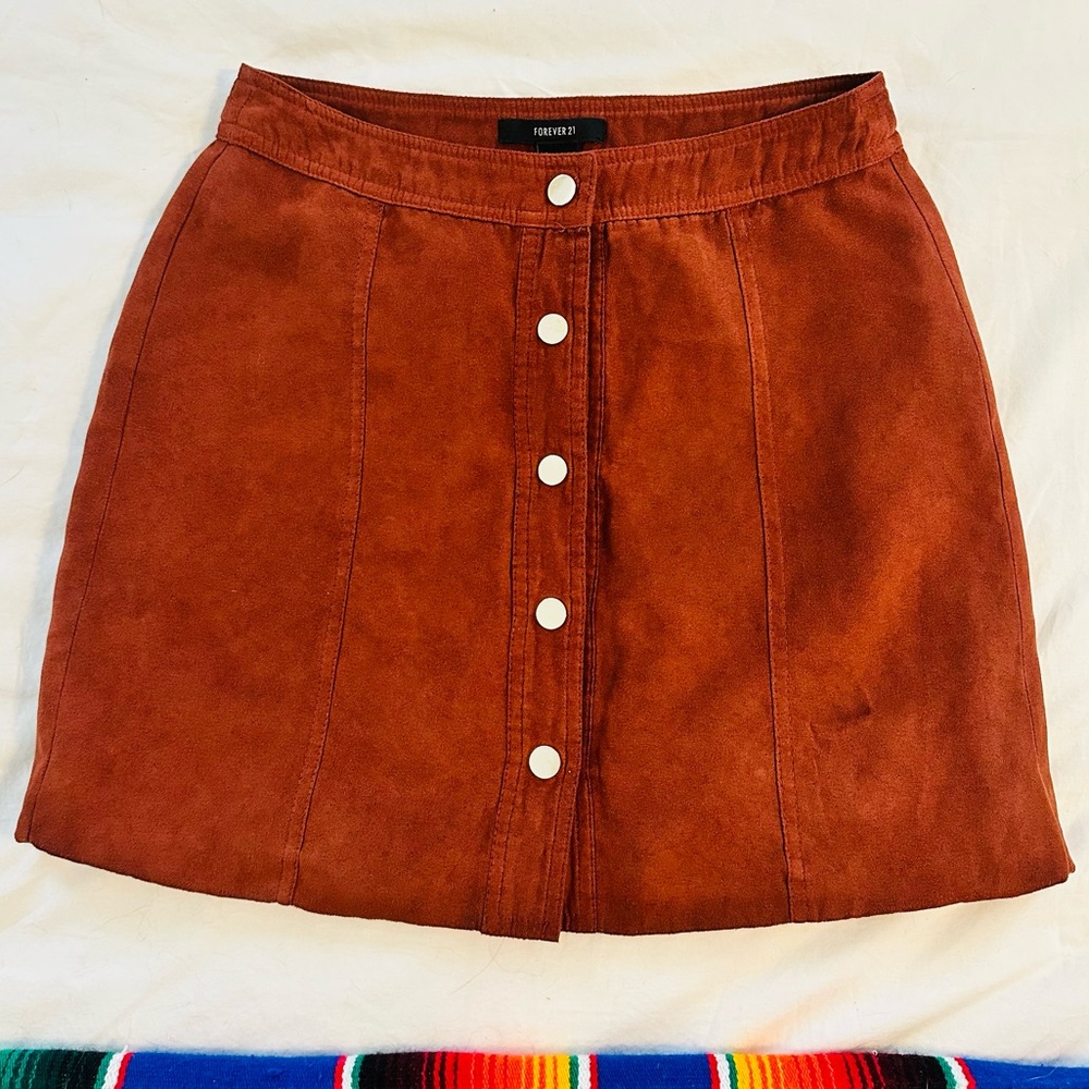 SOLD | FOREVER 21 Rust Suede A-Line Mini Skirt Front Button Small